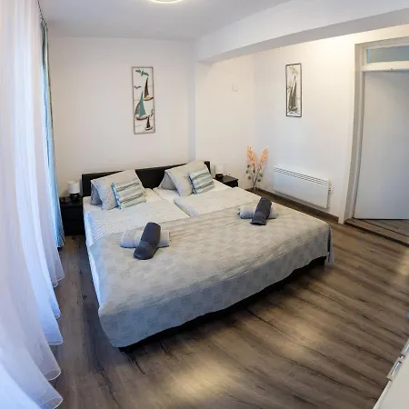 Casa Blanca Apartment